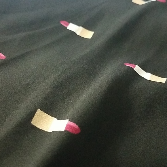 Top - Picture 3 of 3